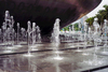 Dry floor ground water fountain design for park
